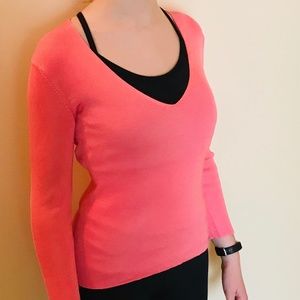 🔥Price Drop🔥Henri Bendel 100% Silk VNeck Sweater